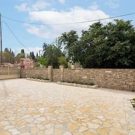 Holiday home Gangadis Luxury House